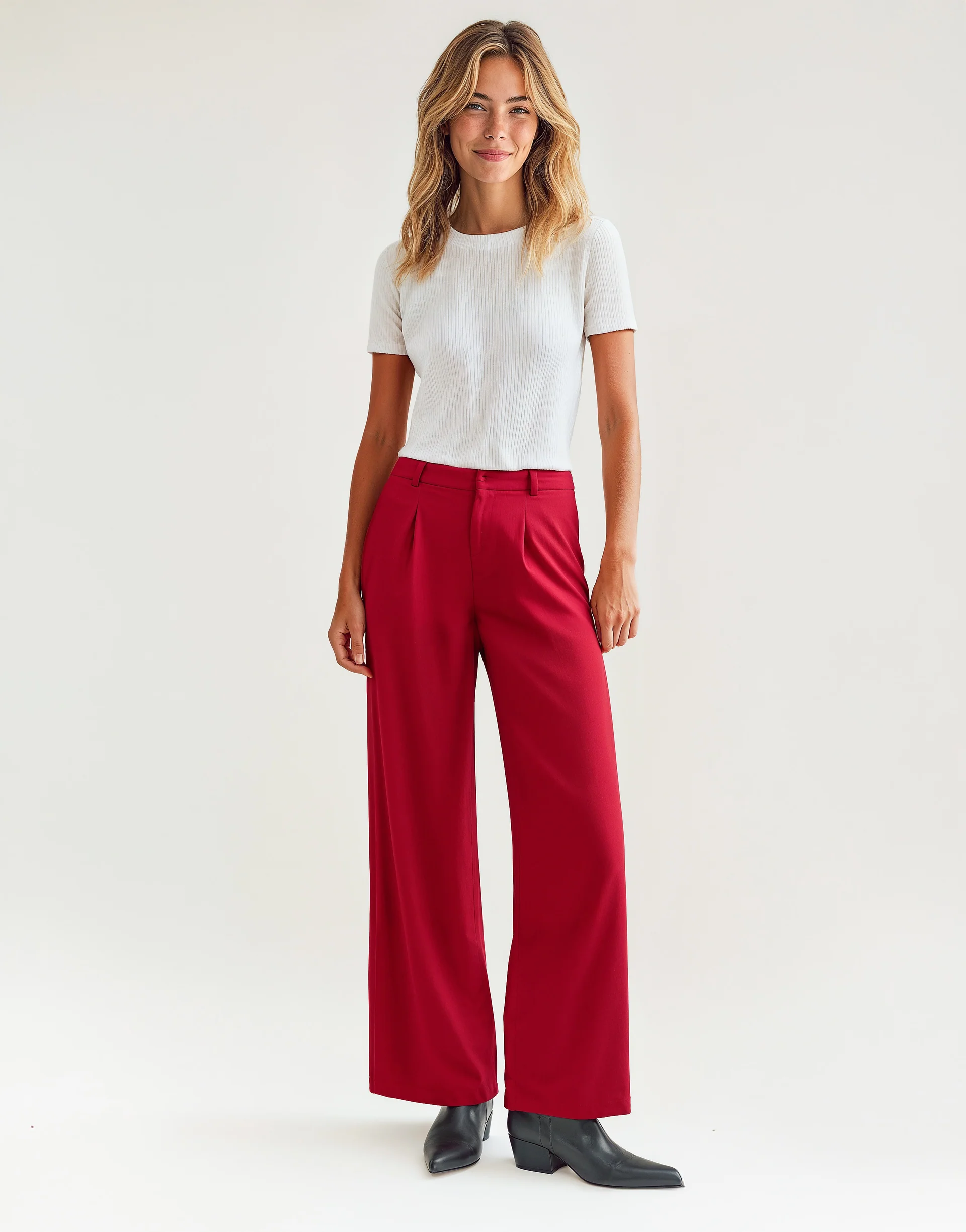 Red Wide-Leg Pleated Trousers - Professional Women's High-Waist Pants - Red wide-leg trousers