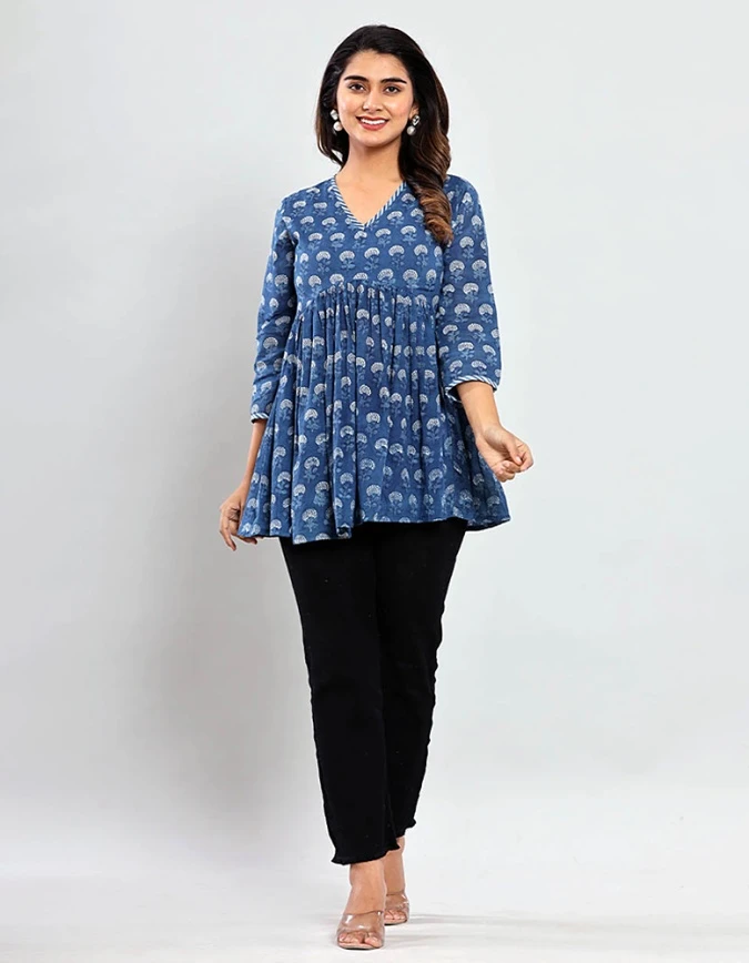 Blue Boho Floral Block Print V-Neck Gathered Tunic Top - Blue block print tunic